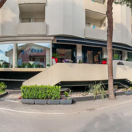 Hotel Le Cinema Gatteo a Mare Bagian luar foto