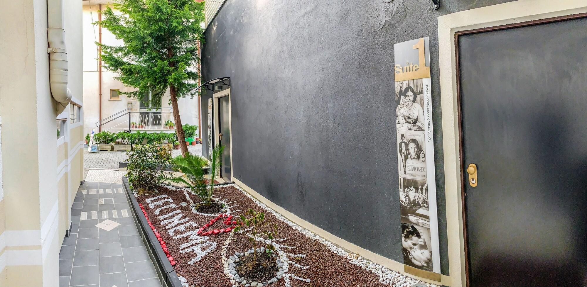 Hotel Le Cinema Gatteo a Mare Bagian luar foto