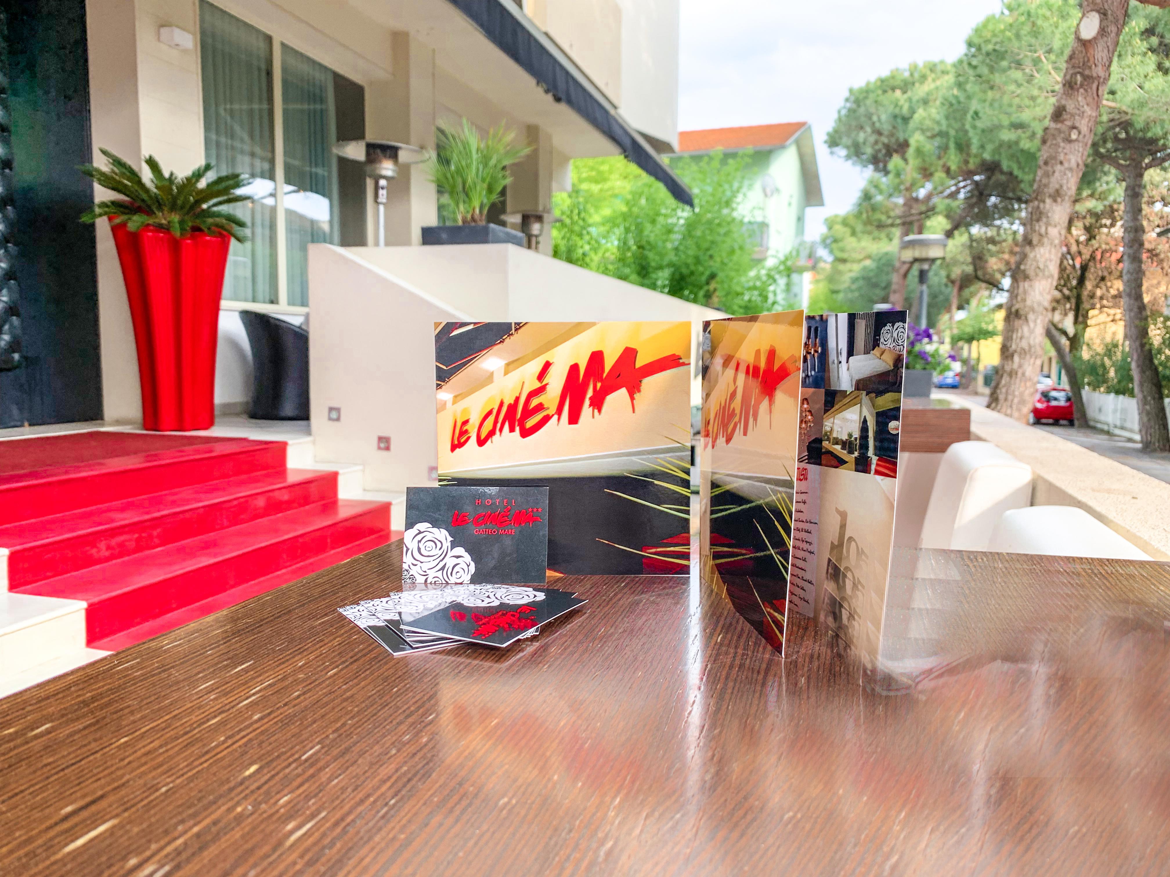 Hotel Le Cinema Gatteo a Mare Bagian luar foto