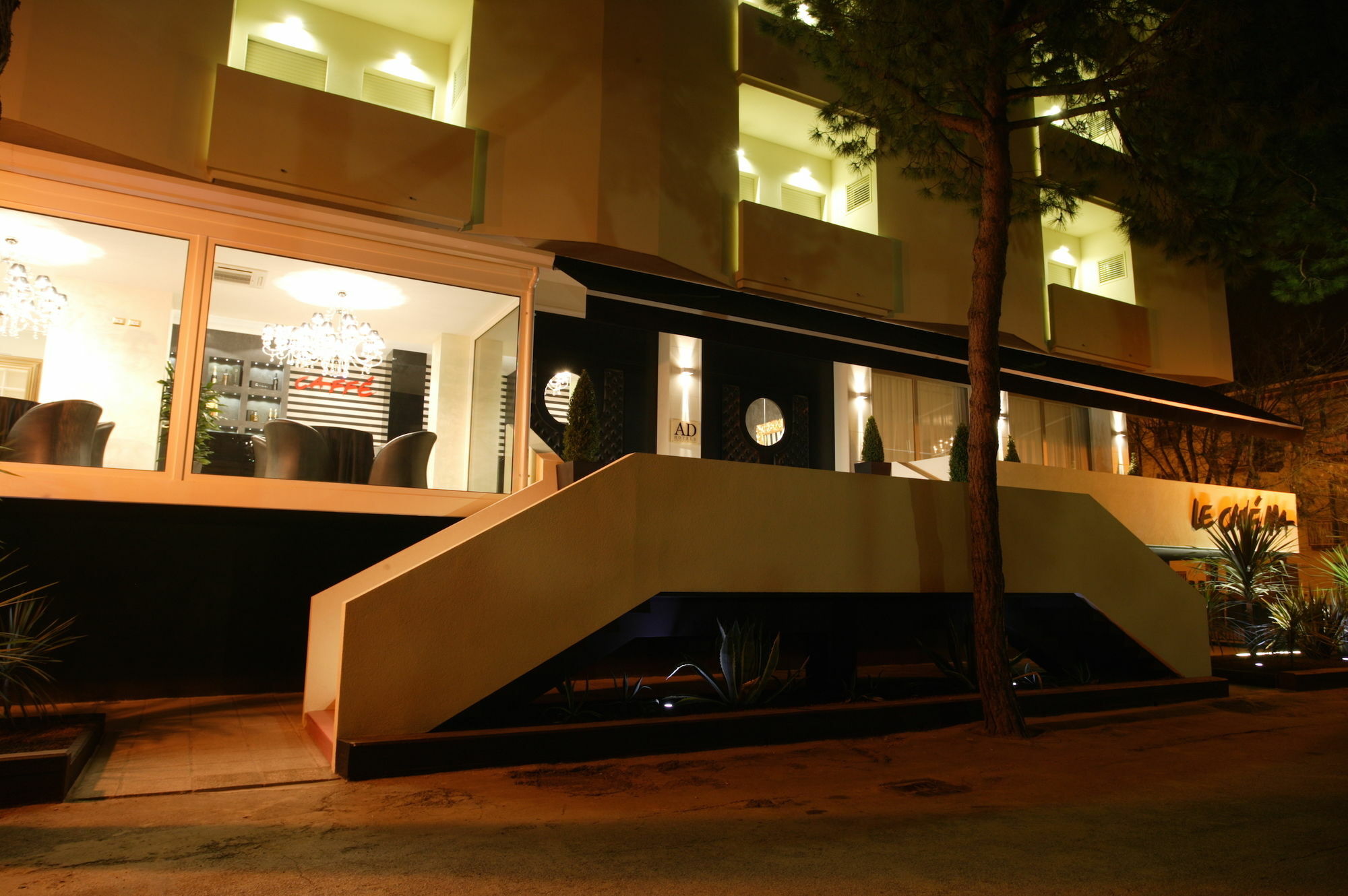 Hotel Le Cinema Gatteo a Mare Bagian luar foto